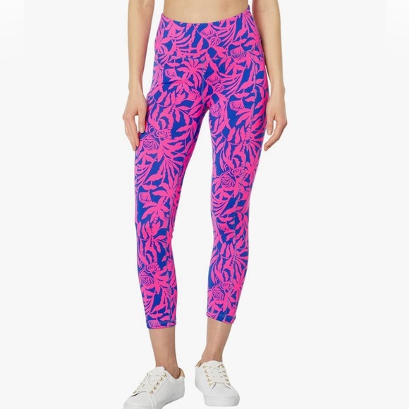 Lilly Pulitzer UPF 50+ High-Rise Leggings & pull over - Flat Elastic leggings - Picture 2 of 6